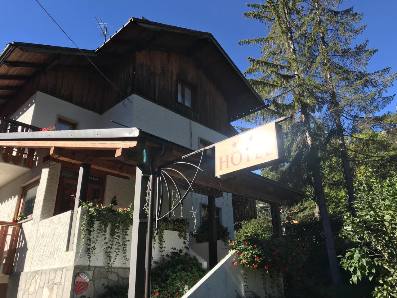 Hotel La Nigritella Bardonecchia Exterior photo